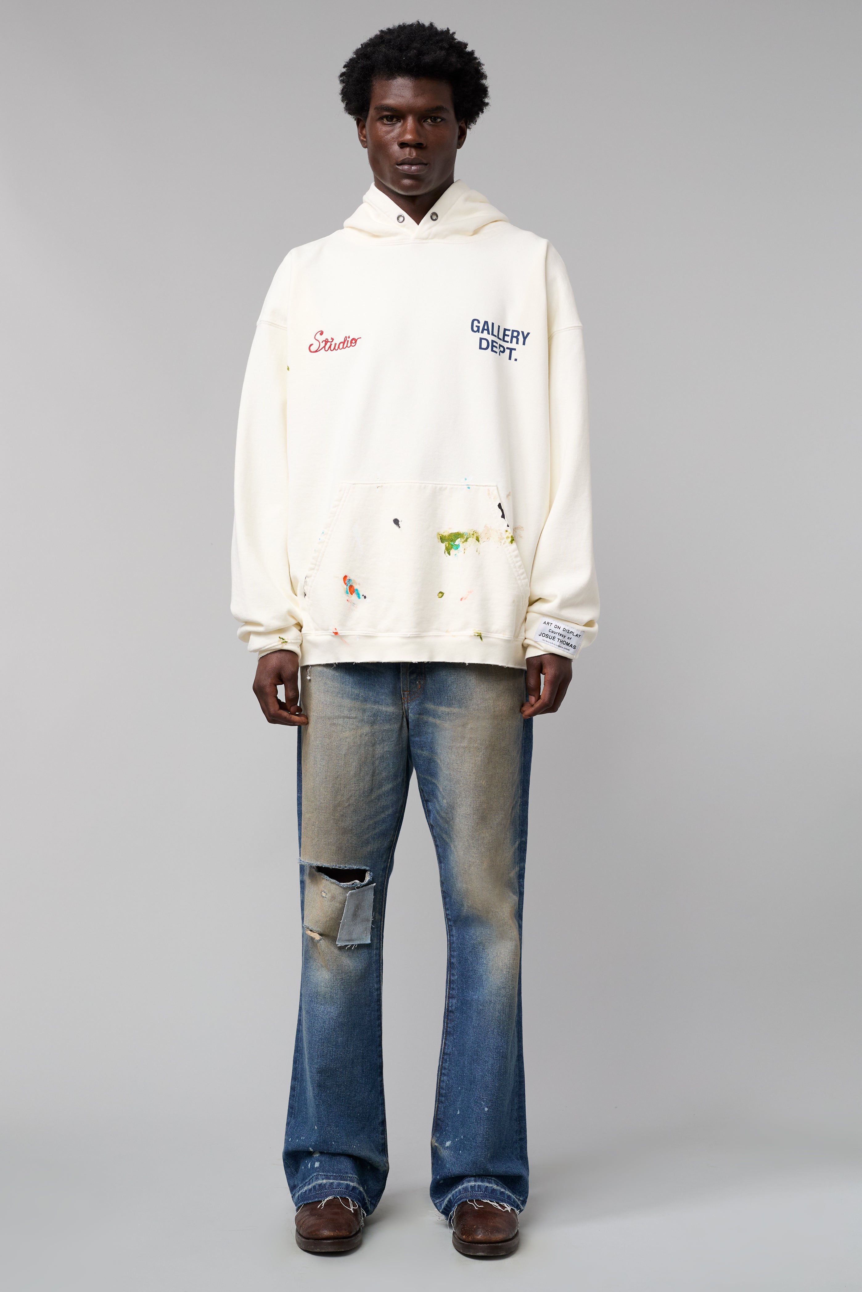 STUDIO HOODIE