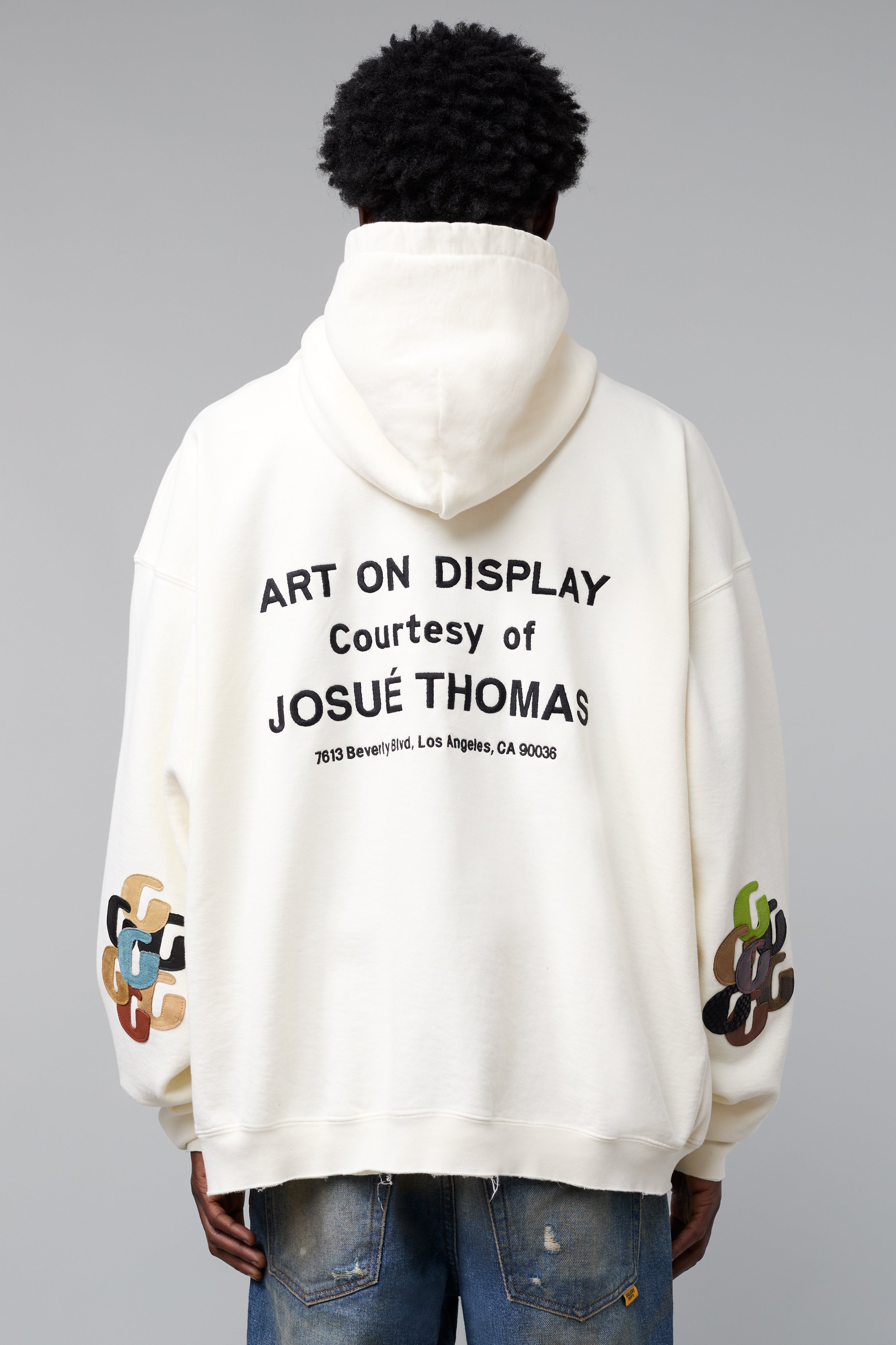 STUDIO HOODIE