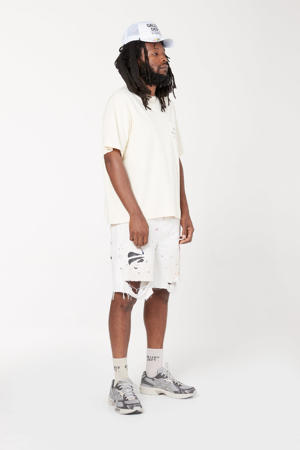 PROPERTY STENCIL TEE